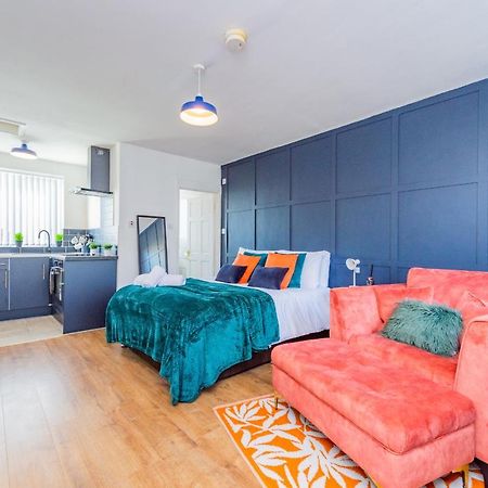 Studio Annexe By Papermill, Deeside - En-Suite, Heswall Ngoại thất bức ảnh
